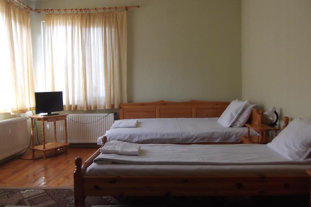 Отель Borova House Трявна Экстерьер фото