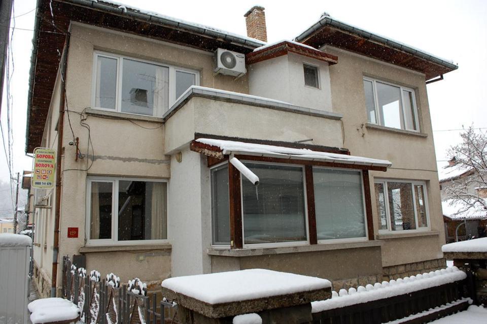 Отель Borova House Трявна Экстерьер фото